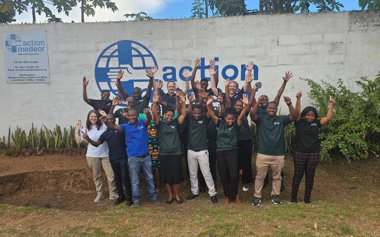 Das Team von action medeor Malawi.