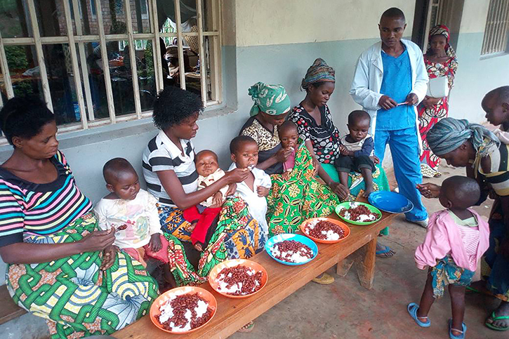 Essen im Krankenhaus im Kongo