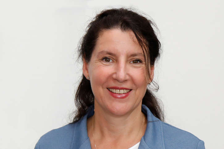 Angela Zeithammer führt seit Januar 2022 die Geschäfte der action-medeorStiftung. 